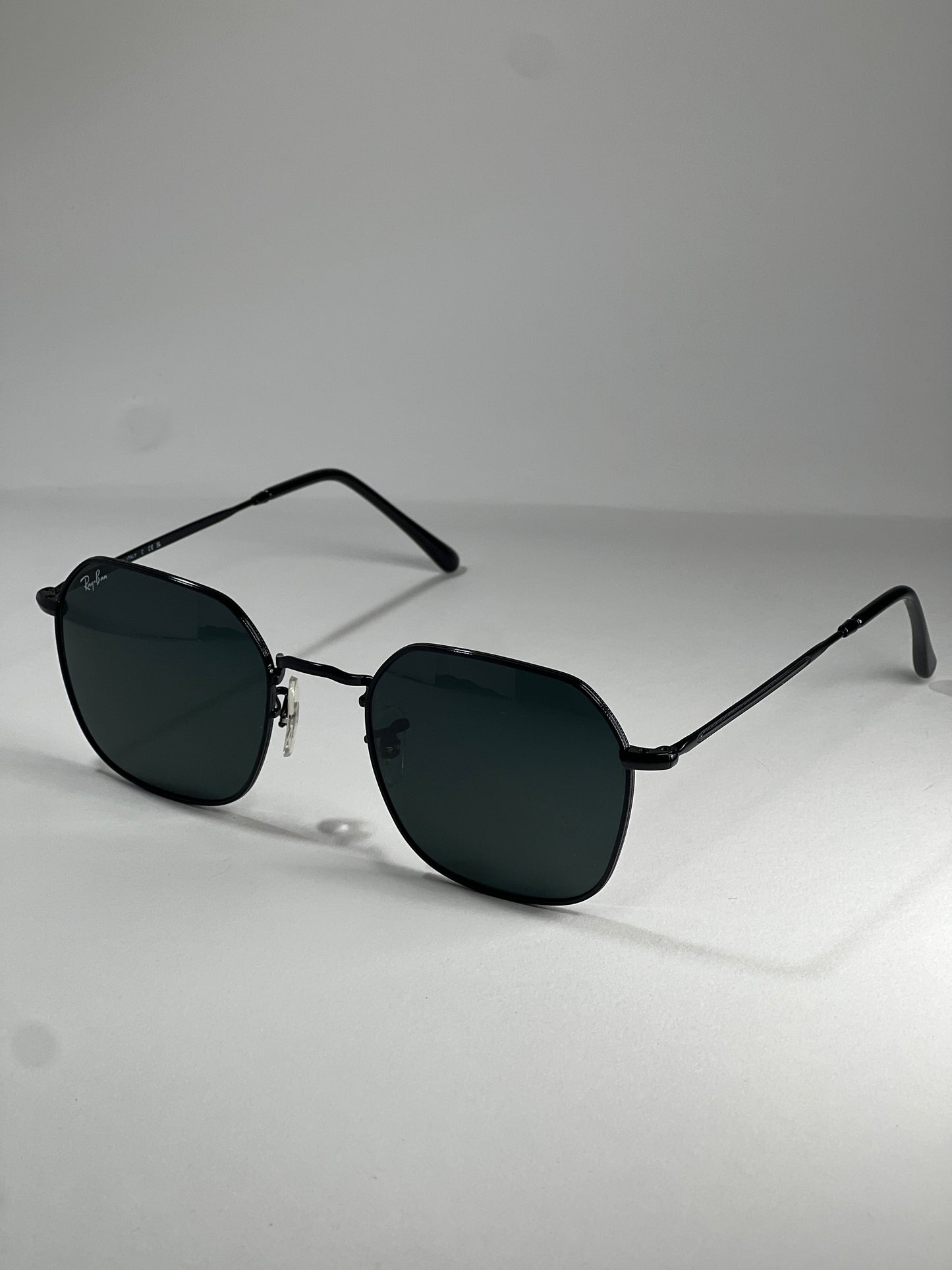 Ray-Ban RB3694