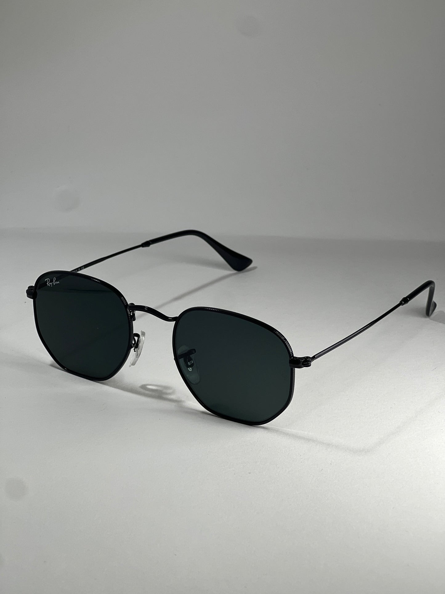 Ray-Ban Hexagonal RB3548N