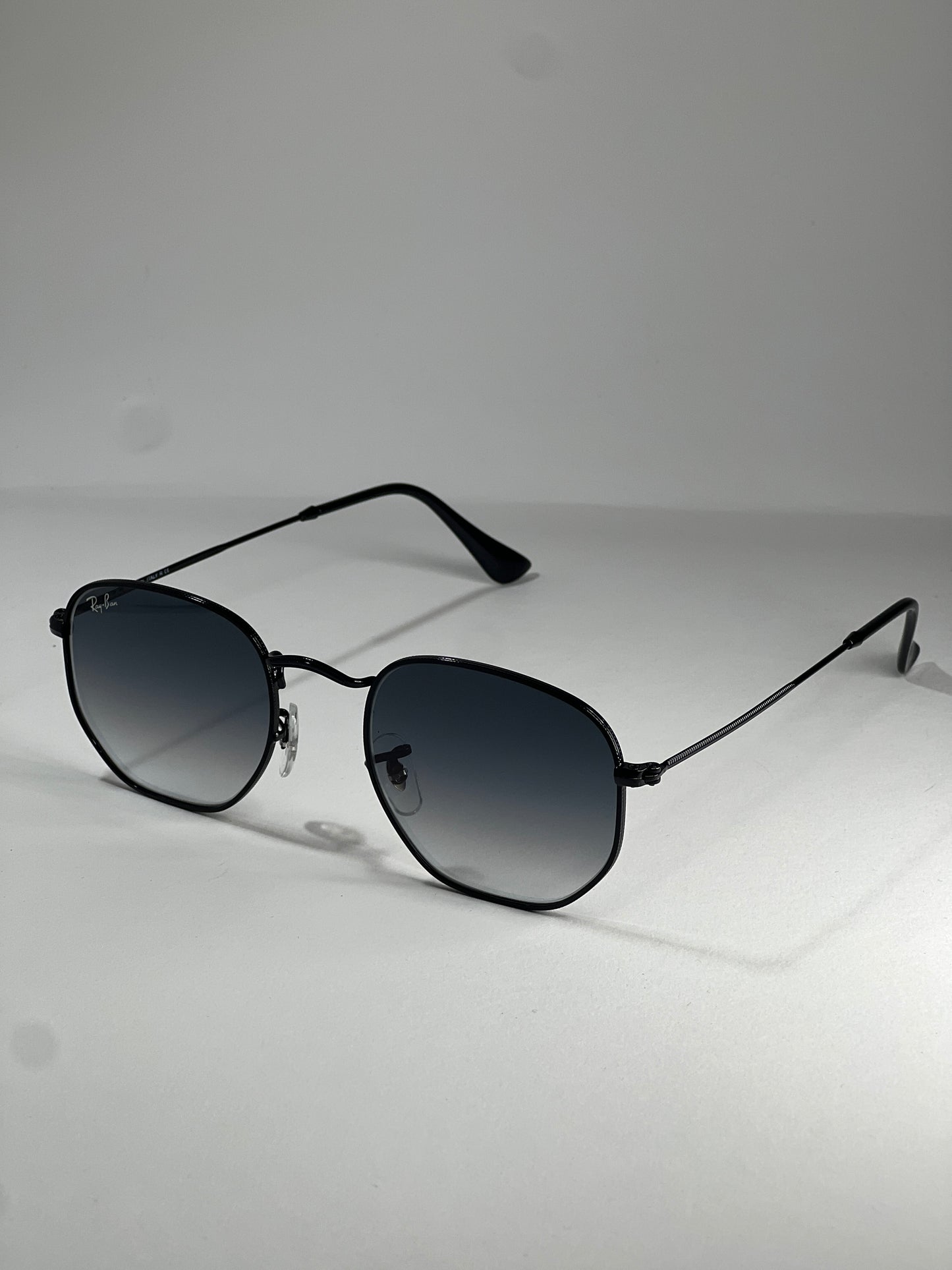 Ray-Ban Hexagonal RB3548N