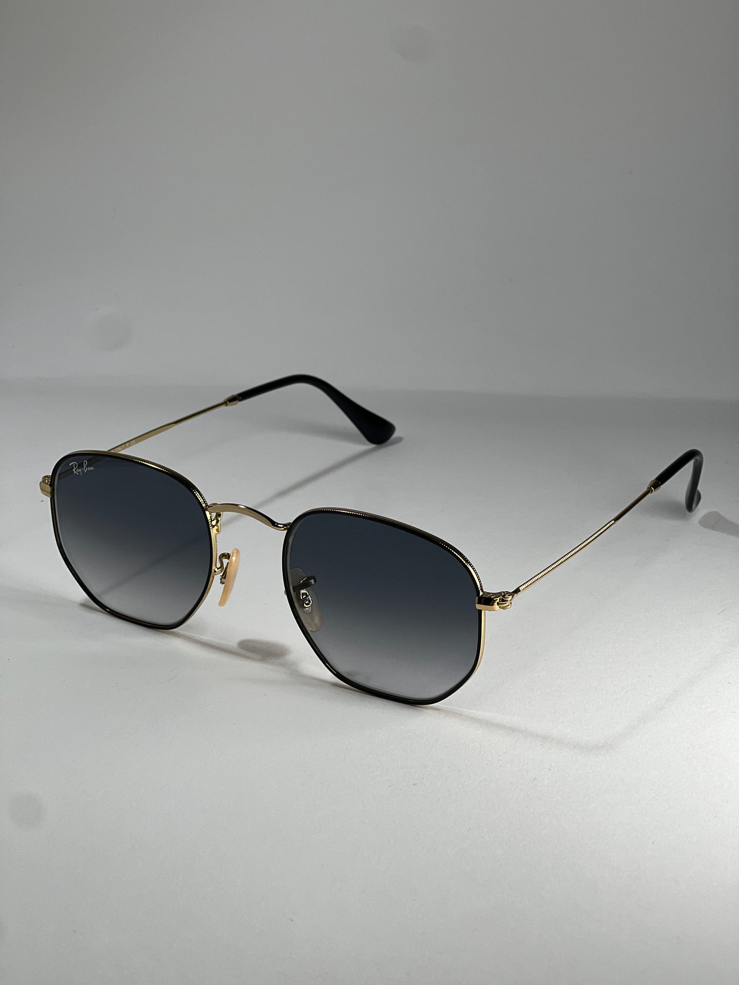 Ray-Ban Hexagonal RB3548N