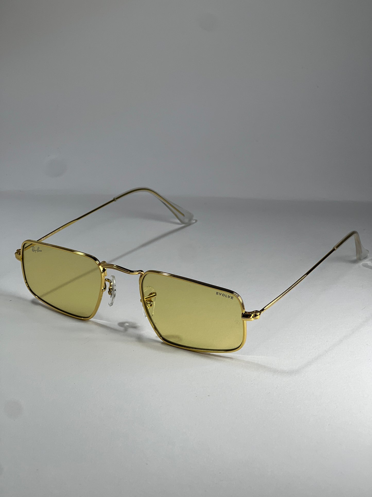 Ray-Ban Julie RB3957