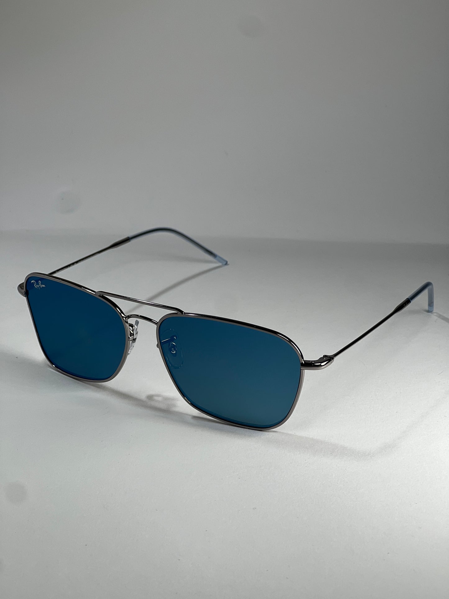 Lunettes de soleil Ray-Ban Caravan Reverse RBR0102S