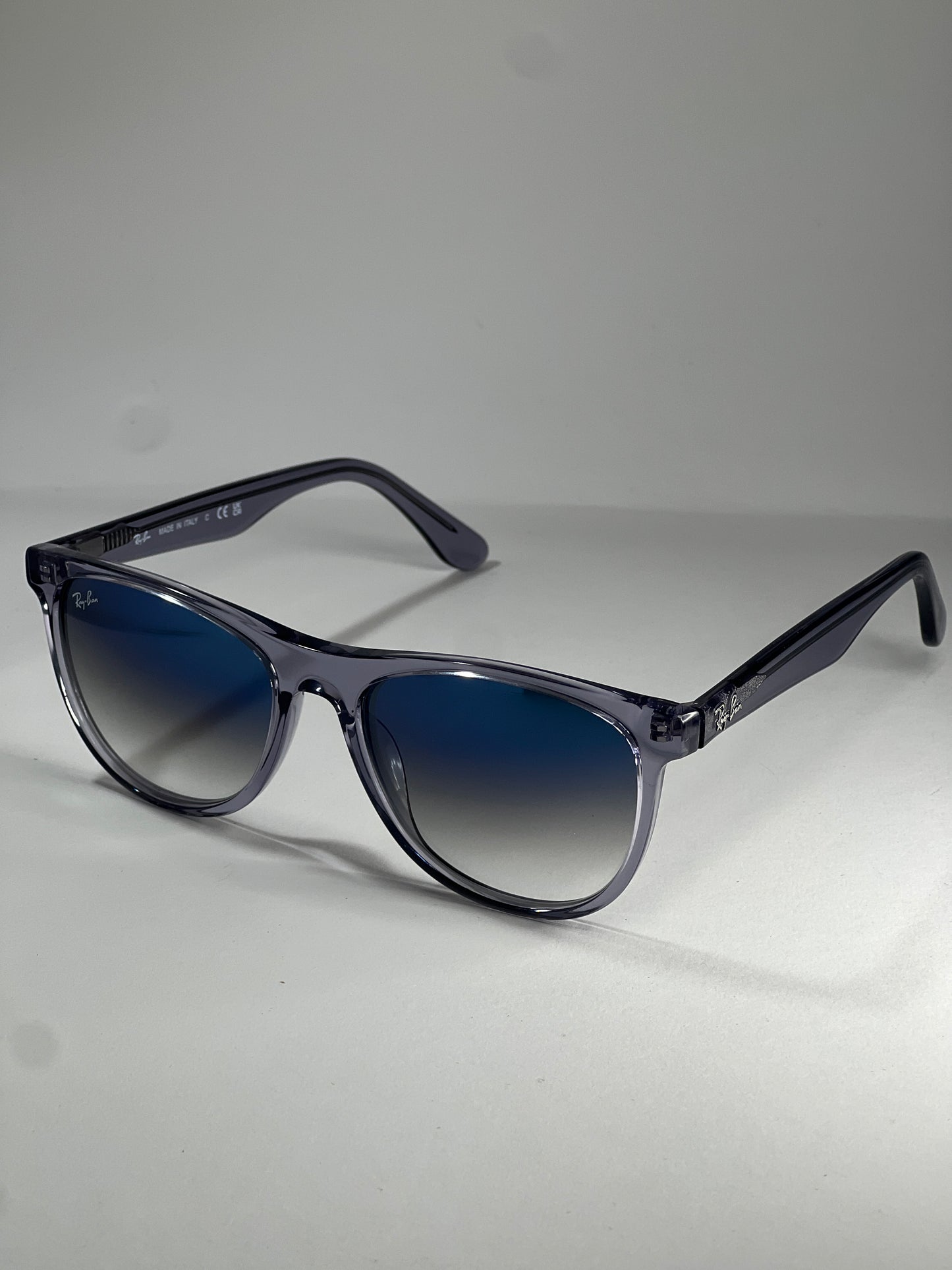 Ray-Ban RB4412