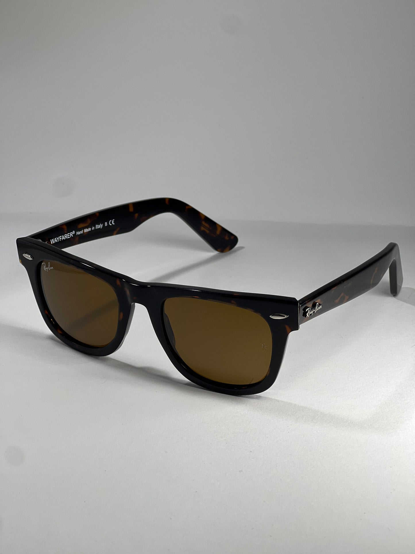 Ray-Ban Wayfarer RB2140