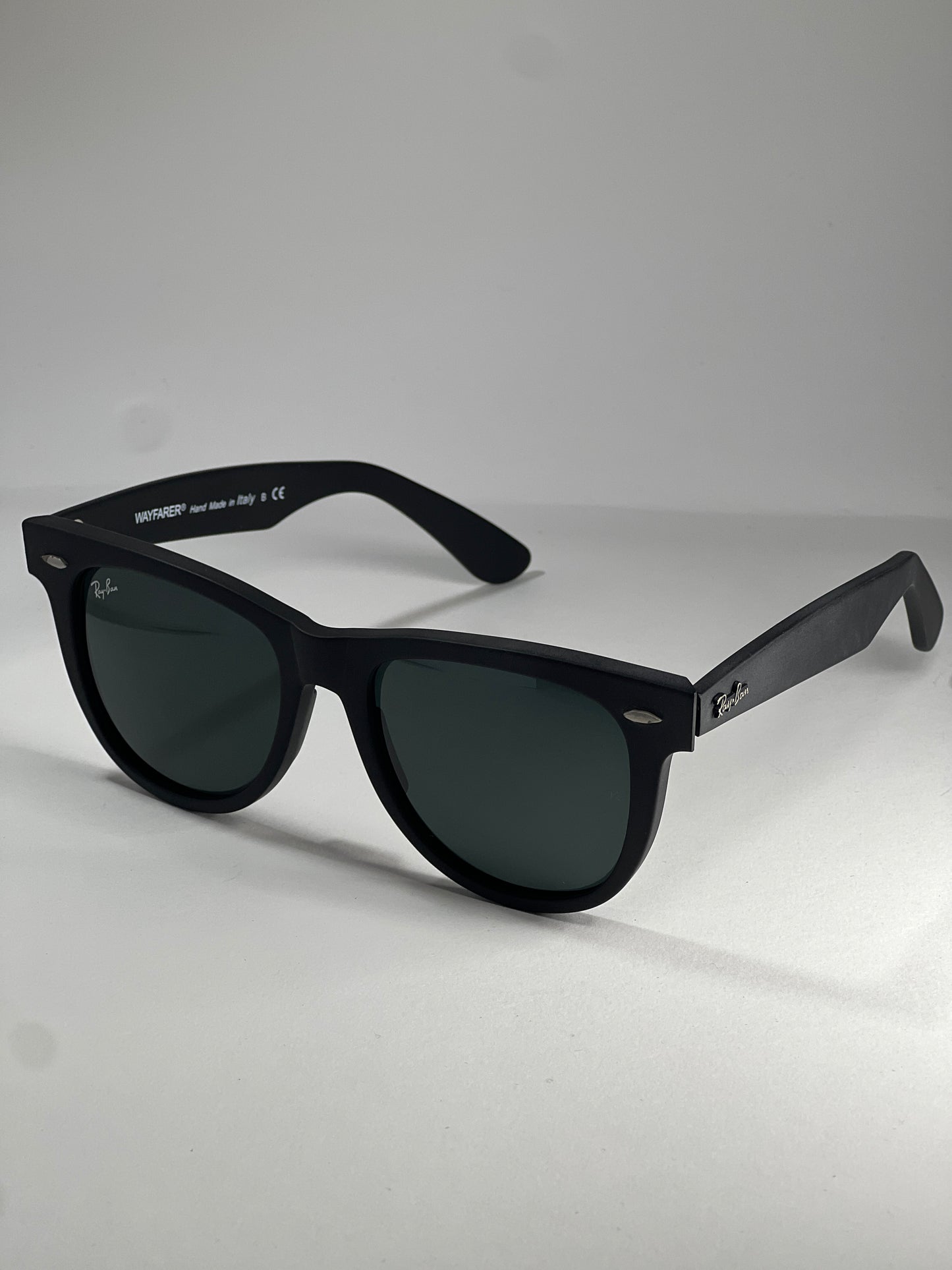 Ray-Ban Wayfarer RB2140