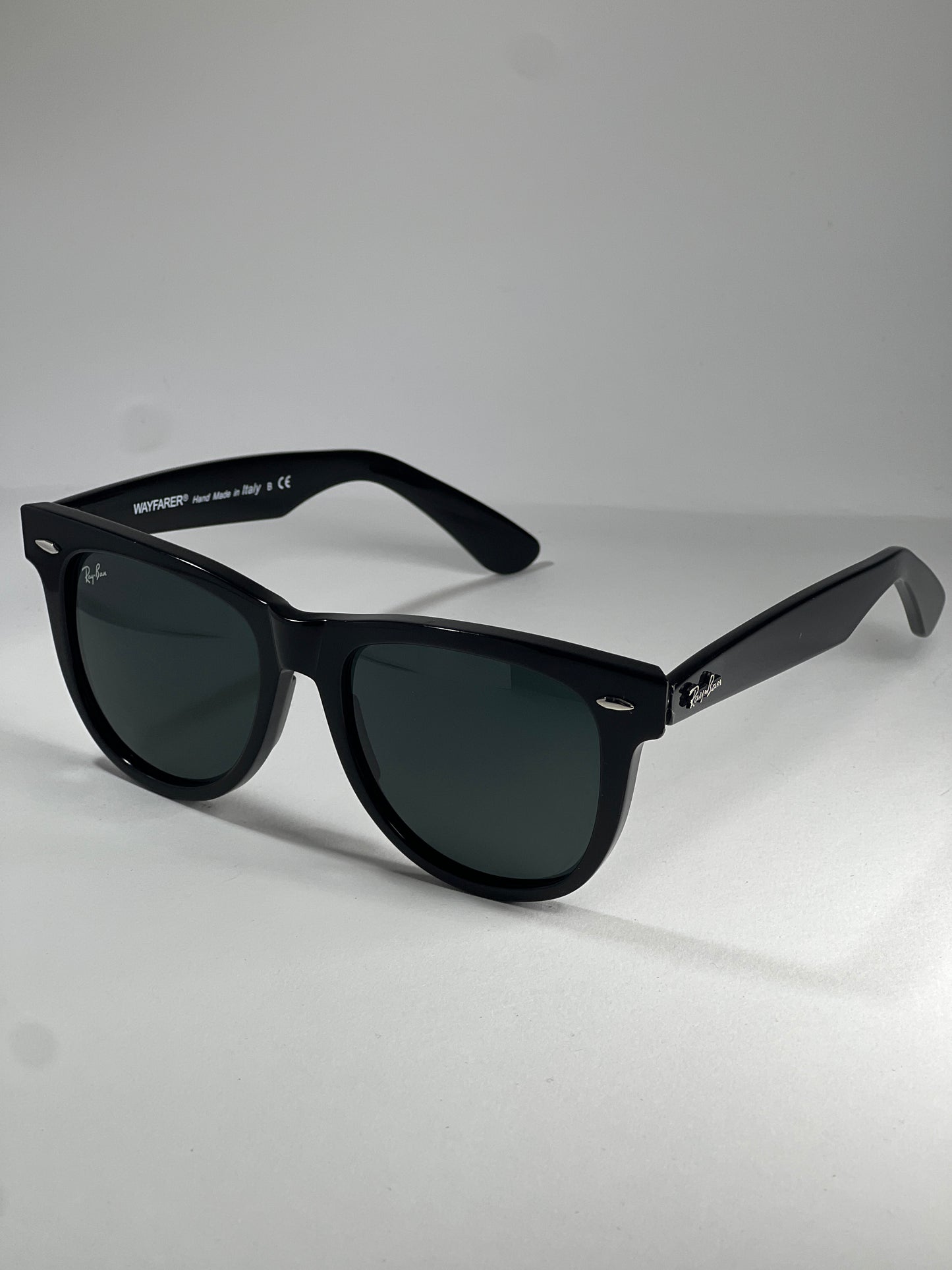 Ray-Ban Wayfarer RB2140