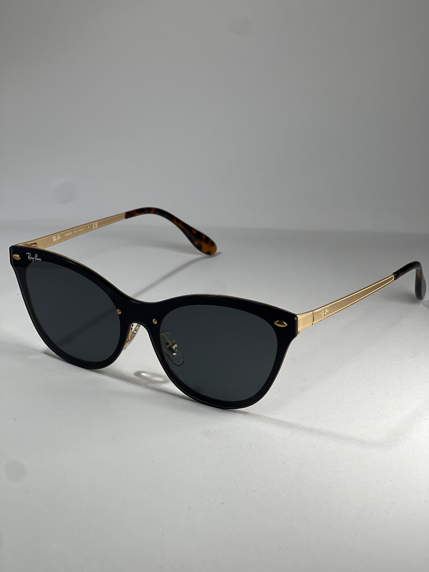 Ray-Ban Blaze Cat Eye RB3580N