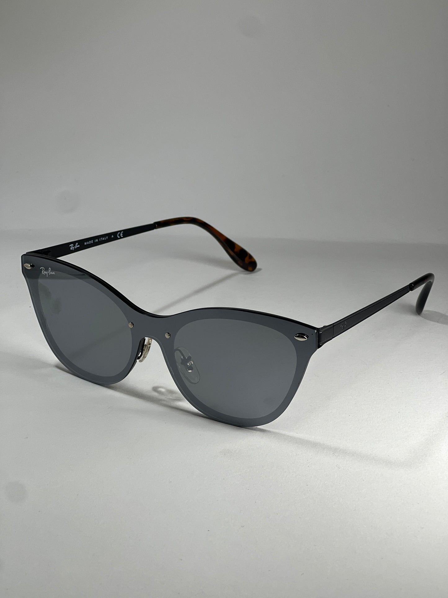 Ray-Ban Blaze Cat Eye RB3580N