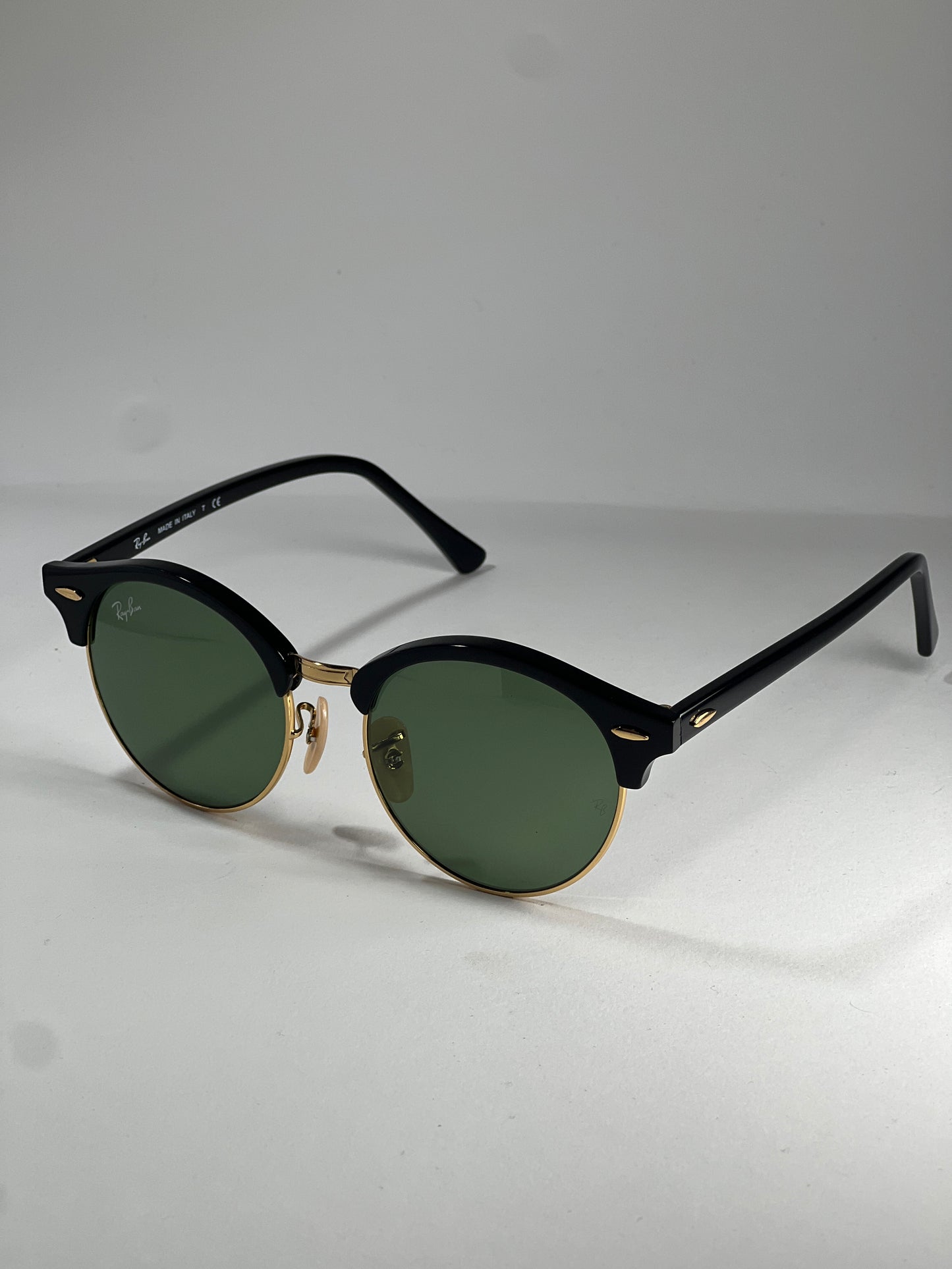 Ray-Ban Clubround RB4246
