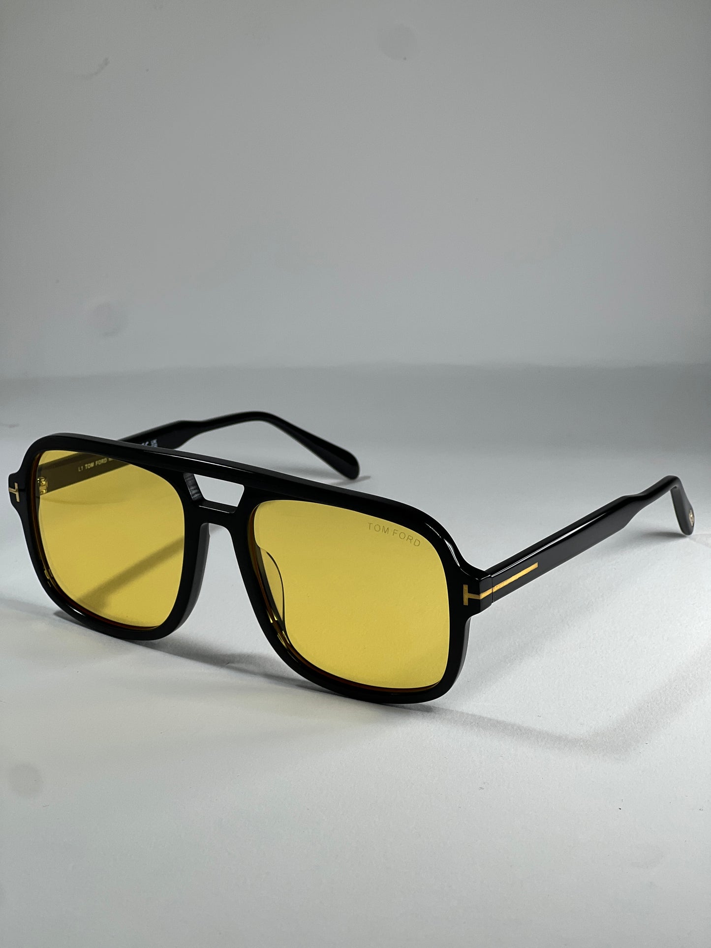 Tom Ford FALCONER-02 FT0884