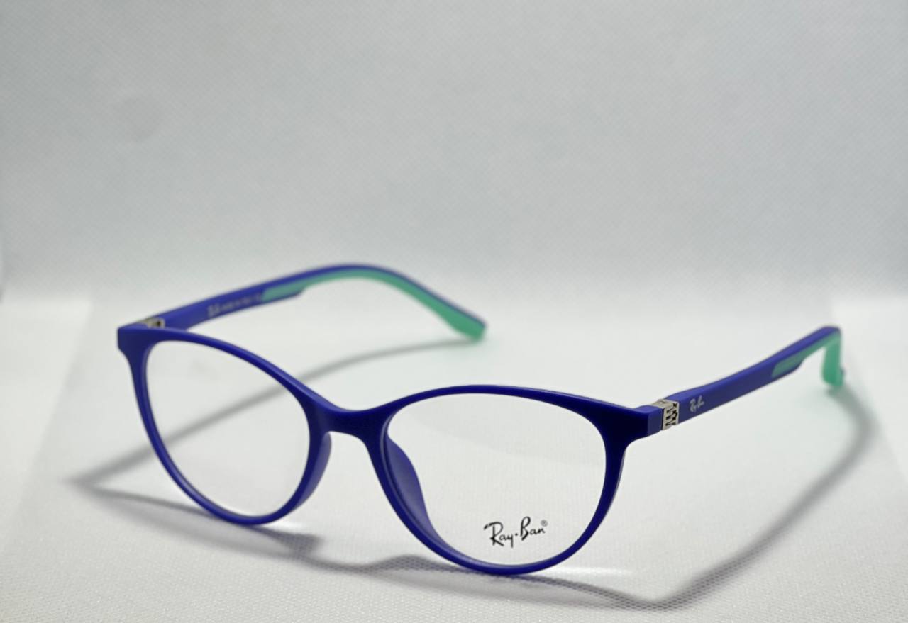 Blue Rey.Ban clip on sunglasses