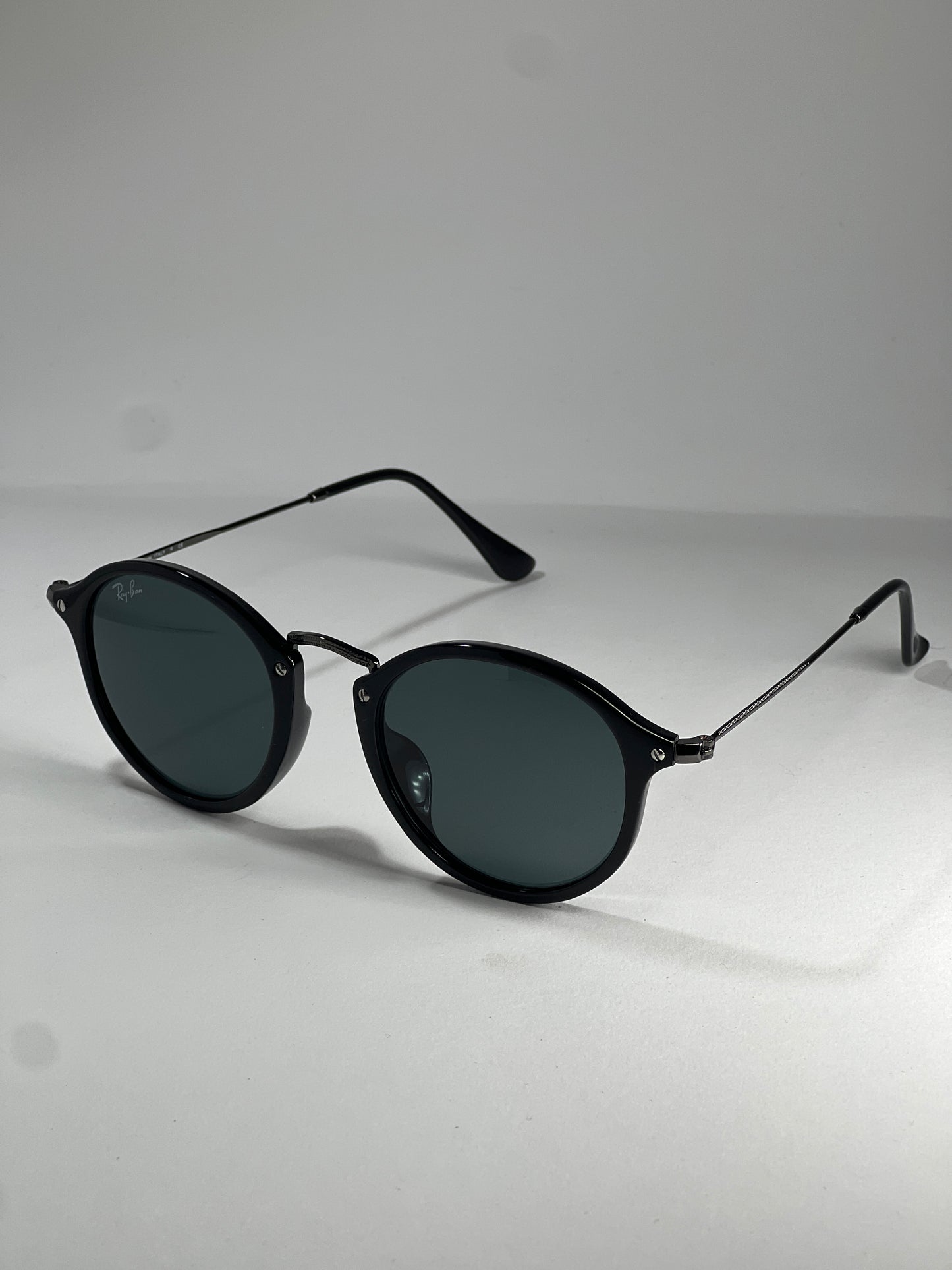 Ray-Ban Round Fleck RB2447